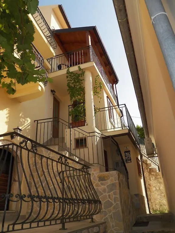 Apartment & Room Antonio Vrbnik
